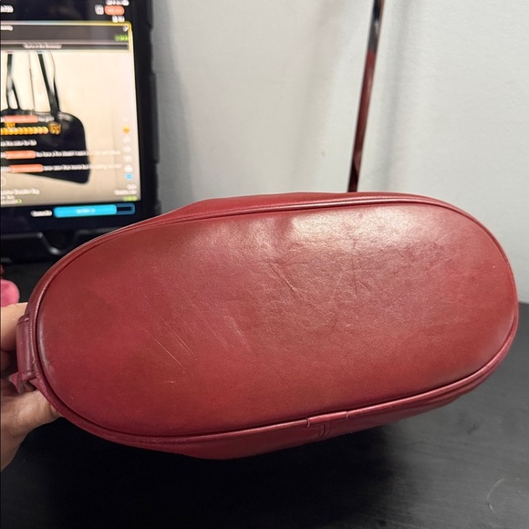 Coach Vintage Worth Shoulder Bag E5C-4143 - Picture 5 of 16